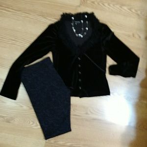 💜5/$25 My Michelle Black Velvet Cardigan